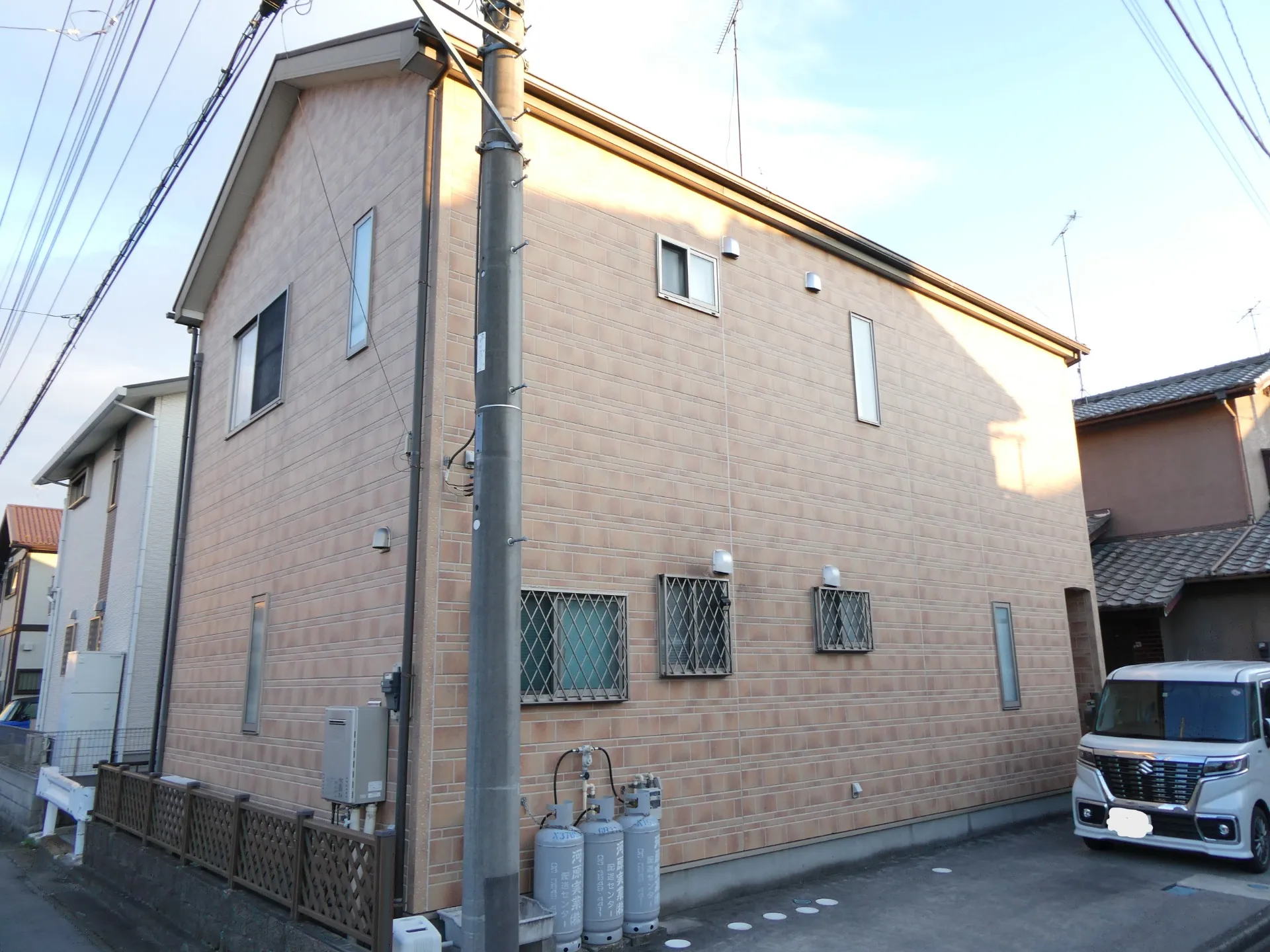 外壁塗装・屋根カバー工法