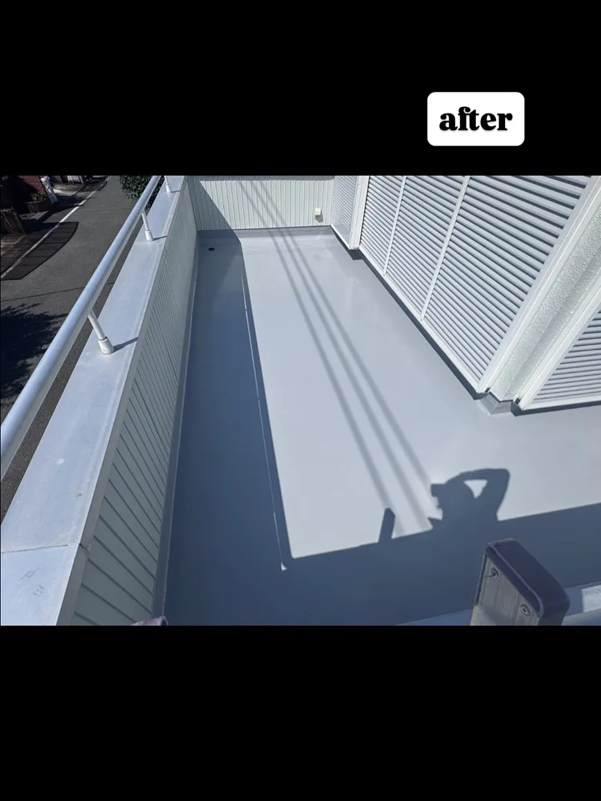 埼玉県鴻巣市のＩ様邸にて、外壁・屋根の塗装、雨樋交換、ベラン...