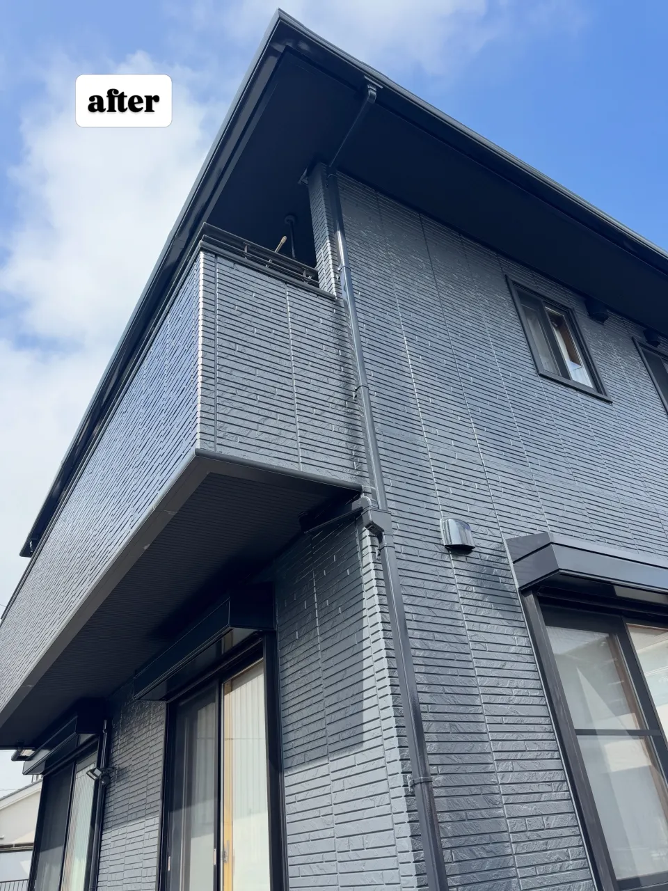 埼玉県鴻巣市にお住まいのA様邸にて外壁と屋根の塗装、そしてベ...